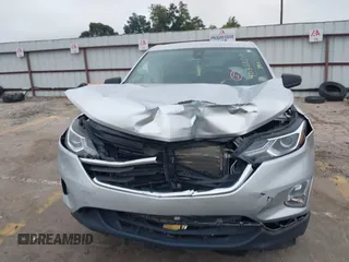 2021 Chevrolet Equinox LS with VIN 3GNAXHEV3MS135238, listed as a IAAI auction lot 40353517 with 109,008 mi miles. Bid and sale history available at carsss.com. Image 12.