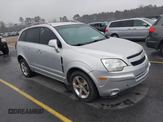 2013 Chevrolet Captiva Sport LT z VIN 3GNAL3EK0DS639198, wystawiony jako IAAI lot #41609109 z przebiegiem 220 585 mil mil oraz . Historia ofert i sprzedaży dostępna na DreamBid. Obrazek 1.