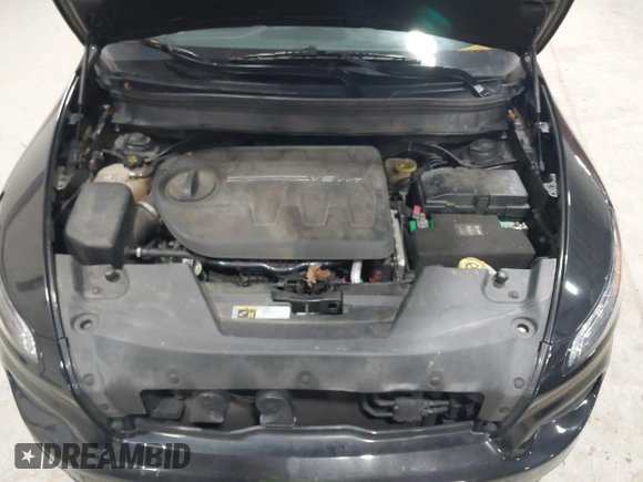2014 Jeep Cherokee Latitude with VIN 1C4PJMCS6EW299532, listed as a IAAI auction lot 41833888 with 199,915 mi miles and . Bid and sale history available at DreamBid. Image 10.