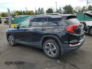 2020 GMC Terrain SLT z VIN 3GKALVEV6LL276210, wystawiony jako Copart lot #55407945 z przebiegiem 104 281 mil mil oraz Szkoda całkowita • Salvage title. Historia ofert i sprzedaży dostępna na DreamBid. Obrazek 2.