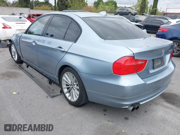 2010 BMW 3 Series 328i with VIN WBAPH5G58ANM35713, listed as a IAAI auction lot 42063163 with 200,472 mi miles and . Bid and sale history available at DreamBid. Image 3.