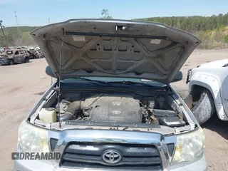 2007 Toyota Tacoma PreRunner with VIN 5TETU62N67Z427352, listed as a IAAI auction lot 41900208 with 167,616 mi miles. Bid and sale history available at carsss.com. Image 10.
