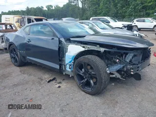2021 Chevrolet Camaro 1LT с VIN 1G1FB1RX8M0104325, выставлен на аукционе IAAI как лот 42444021 с пробегом 69 734 миль миль и . История ставок и продаж доступна на DreamBid. Изображение 1.