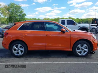2022 Audi Q3 Premium Plus z VIN WA1BUCF36N1149539, wystawiony jako IAAI lot #42176930 z przebiegiem 13 152 mil mil oraz . Historia ofert i sprzedaży dostępna na DreamBid. Obrazek 13.