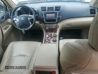2013 Toyota Highlander Limited z VIN 5TDDK3EH7DS234151, wystawiony jako Copart lot #60594725 z przebiegiem 98 264 mil mil oraz Szkoda całkowita • Salvage title. Historia ofert i sprzedaży dostępna na DreamBid. Obrazek 8.
