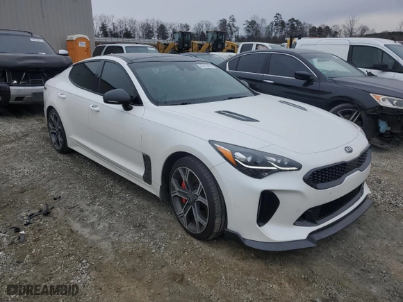 2020 Kia Stinger GT1 with VIN KNAE45LC3L6084620, listed as a Copart auction lot 45933885 with 77,707 mi miles and Salvage Title. Bid and sale history available at carsss.com. Image 4.