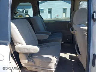2002 Mazda MPV LX with VIN JM3LW28JX20307982, listed as a IAAI auction lot 41840236 with 171,753 mi miles. Bid and sale history available at carsss.com. Image 8.