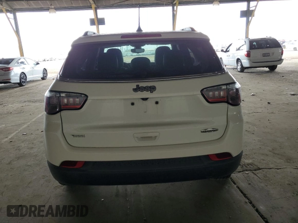 2021 Jeep Compass Latitude z VIN 3C4NJCBB7MT571349, wystawiony jako Copart lot #52329035 z przebiegiem 19 518 mil mil oraz Czysty tytuł • Clean title. Historia ofert i sprzedaży dostępna na DreamBid. Obrazek 6.