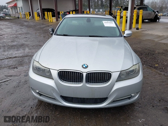 2011 BMW 3 Series 335i with VIN WBAPM5C58BE576736, listed as a IAAI auction lot 41859606 with 120,884 mi miles. Bid and sale history available at carsss.com. Image 11.