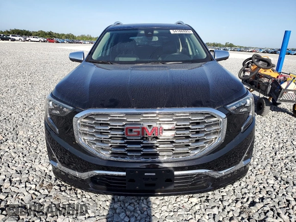 2019 GMC Terrain Denali z VIN 3GKALXEX4KL392971, wystawiony jako Copart lot #54186925 z przebiegiem 87 696 mil mil oraz Szkoda całkowita • Salvage title. Historia ofert i sprzedaży dostępna na DreamBid. Obrazek 5.