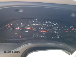 2005 Ford Econoline Passenger XL z VIN 1FBSS31L85HB18484, wystawiony jako Copart lot #54006495 z przebiegiem 109 177 mil mil oraz Szkoda całkowita • Salvage title. Historia ofert i sprzedaży dostępna na DreamBid. Obrazek 9.