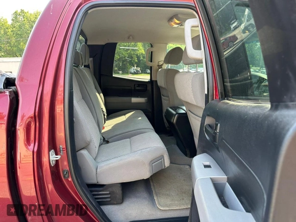 2008 Toyota Tundra с VIN 5TBBV54138S494334, выставлен на аукционе Copart как лот 60036975 с пробегом 196 363 миль миль и Чистый • Clean title. История ставок и продаж доступна на DreamBid. Изображение 9.