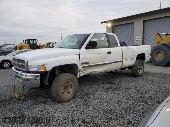 1998 Dodge Ram 2500 with VIN 3B7KF22D7WG138206, listed as a Copart auction lot 78652144 with 333,521 mi miles and Salvage Title. Bid and sale history available at carsss.com. Image 1.