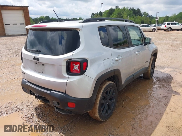 2017 Jeep Renegade Latitude z VIN ZACCJBBB2HPF61293, wystawiony jako IAAI lot #42004209 z przebiegiem 101 214 mil mil oraz . Historia ofert i sprzedaży dostępna na DreamBid. Obrazek 4.