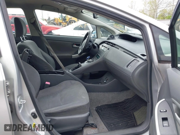 2010 Toyota Prius II with VIN JTDKN3DU1A0014404, listed as a IAAI auction lot 42118661 with 219,306 mi miles. Bid and sale history available at carsss.com. Image 5.