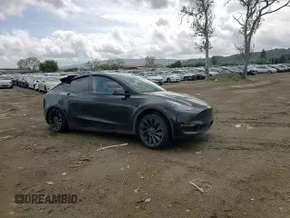 2022 Tesla Model Y Performance with VIN 7SAYGDEF1NF404133, listed as a Copart auction lot 51108165 with 44,102 mi miles and Salvage Title. Bid and sale history available at DreamBid. Image 11.