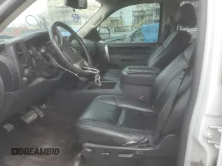 2013 Chevrolet Silverado 1500 LT with VIN 3GCPKSE79DG114204, listed as a Copart auction lot 44384635 with 223,506 mi miles and Salvage Title. Bid and sale history available at DreamBid. Image 7.