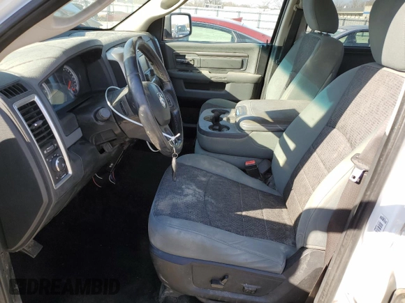 2015 Ram 1500 Big Horn z VIN 1C6RR7GT3FS640908, wystawiony jako Copart lot #49145675 z przebiegiem 170 044 mil mil oraz Nie do naprawy • Non repairable. Historia ofert i sprzedaży dostępna na DreamBid. Obrazek 7.
