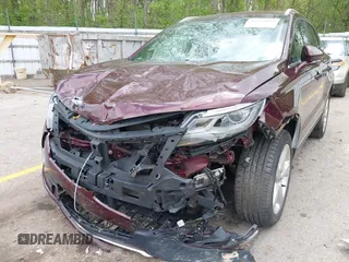 2018 Lincoln MKC Premiere z VIN 5LMCJ1C98JUL30207, wystawiony jako IAAI lot #42275853 z przebiegiem 51 206 mil mil oraz . Historia ofert i sprzedaży dostępna na DreamBid. Obrazek 18.