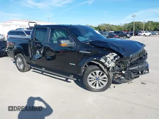 2011 Ford F-150 XLT with VIN 1FTFW1ET0BFD03085, listed as a IAAI auction lot 41238218 with 186,384 mi miles. Bid and sale history available at carsss.com. Image 1.