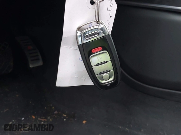 2017 Audi A7 Premium Plus с VIN WAUW2AFC0HN085266, выставлен на аукционе IAAI как лот 41461035 с пробегом 135 459 миль миль и . История ставок и продаж доступна на DreamBid. Изображение 11.