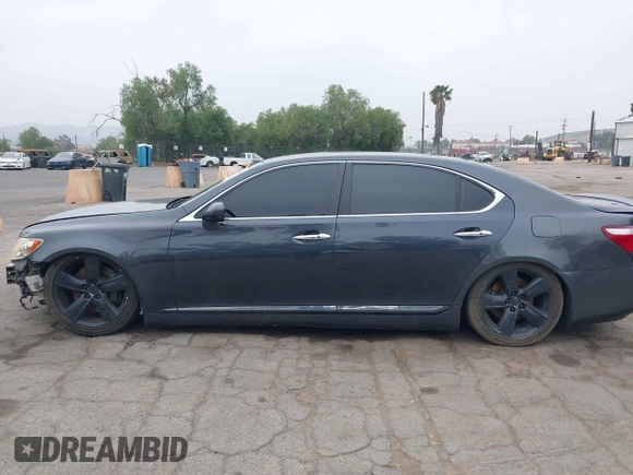 2008 Lexus LS 460 L with VIN JTHGL46FX85024697, listed as a IAAI auction lot 42085801 with 141,348 mi miles and . Bid and sale history available at DreamBid. Image 14.