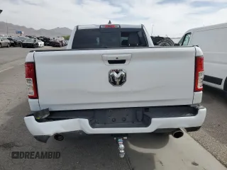 2020 Ram 1500 Big Horn z VIN 1C6SRFFT8LN397491, wystawiony jako Copart lot #55982305 z przebiegiem 74 639 mil mil oraz Szkoda całkowita • Salvage title. Historia ofert i sprzedaży dostępna na DreamBid. Obrazek 6.