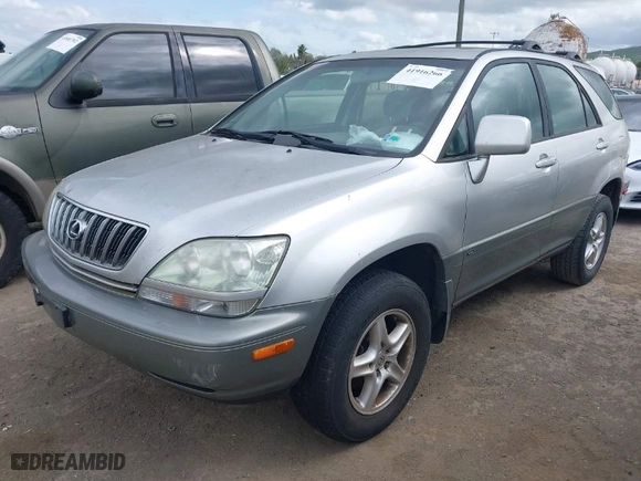 2001 Lexus RX 300 with VIN JTJHF10U810229583, listed as a IAAI auction lot 41916266 with NaN miles. Bid and sale history available at carsss.com. Image 2.