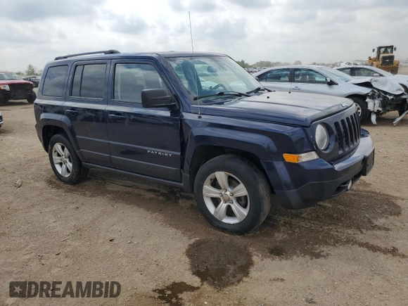 2015 Jeep Patriot Latitude with VIN 1C4NJRFB8FD366581, listed as a Copart auction lot 56221585 with 171,009 mi miles and Salvage title. Bid and sale history available at DreamBid. Image 4.