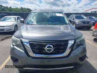 2018 Nissan Pathfinder S z VIN 5N1DR2MM9JC614833, wystawiony jako IAAI lot #42166948 z przebiegiem 157 647 mil mil oraz . Historia ofert i sprzedaży dostępna na DreamBid. Obrazek 12.