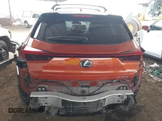 2019 Lexus UX 200 z VIN JTHY3JBH9K2005464, wystawiony jako IAAI lot #42196158 z przebiegiem 50 910 mil mil oraz . Historia ofert i sprzedaży dostępna na DreamBid. Obrazek 17.