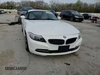 2011 BMW Z4 sDrive30i с VIN WBALM5C57BE379684, выставлен на аукционе Copart как лот 51287295 с пробегом 79 668 миль миль и Списание • Salvage title. История ставок и продаж доступна на DreamBid. Изображение 10.