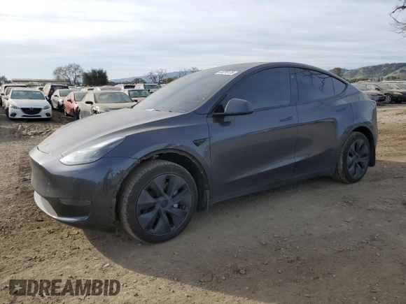 2024 Tesla Model Y with VIN 7SAYGDED5RF105278, listed as a Copart auction lot 44376125 with 12,693 mi miles and Salvage Title. Bid and sale history available at DreamBid. Image 1.