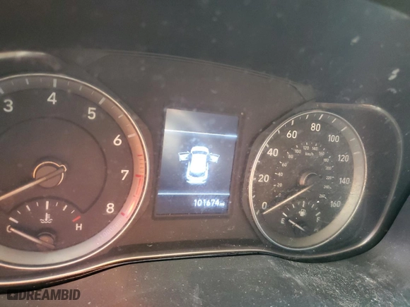 2020 Hyundai Kona SEL with VIN KM8K22AA1LU430618, listed as a Copart auction lot 43432655 with 101,674 mi miles and Salvage Title. Bid and sale history available at carsss.com. Image 9.