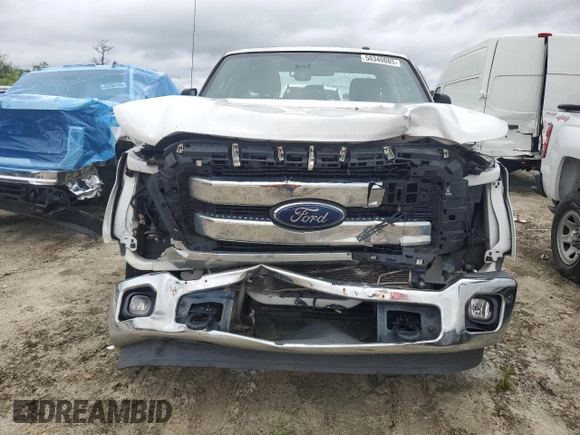 2015 Ford F-350 z VIN 1FD7X3AT0FEB25544, wystawiony jako Copart lot #50340085 z przebiegiem 165 279 mil mil oraz Czysty tytuł • Clean title. Historia ofert i sprzedaży dostępna na DreamBid. Obrazek 5.