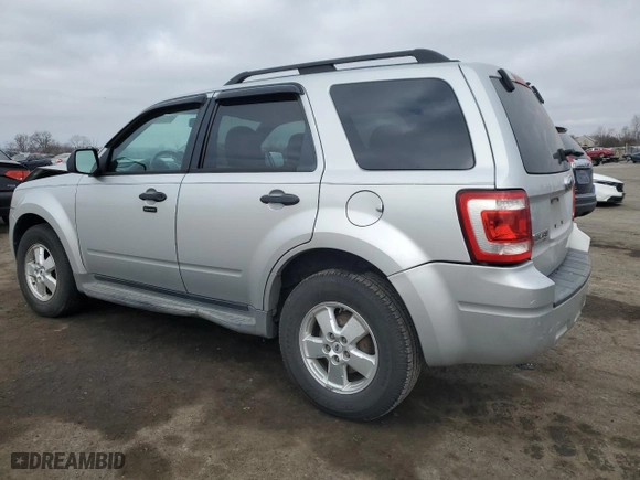 2009 Ford Escape XLT with VIN 1FMCU93G49KB28169, listed as a Copart auction lot 49296855 with 189,932 mi miles and Salvage Title. Bid and sale history available at carsss.com. Image 2.
