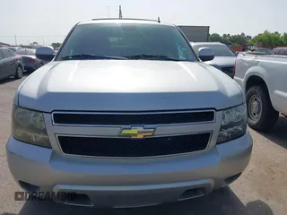 2011 Chevrolet Tahoe LS with VIN 1GNSCAE0XBR111949, listed as a IAAI auction lot 42630787 with 220,857 mi miles and . Bid and sale history available at DreamBid. Image 12.