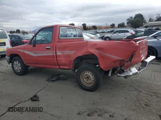 1990 Toyota Pickup DX с VIN JT4RN81P1L5069080, выставлен на аукционе Copart как лот 81606084 с пробегом 168 115 миль миль и Списание • Salvage title. История ставок и продаж доступна на DreamBid. Изображение 2.