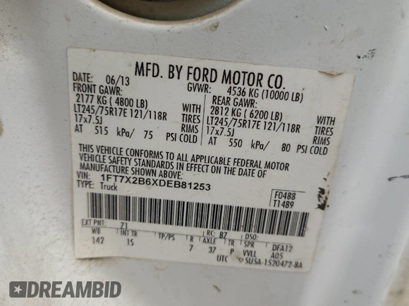 2013 Ford F-250 XL z VIN 1FT7X2B6XDEB81253, wystawiony jako IAAI lot #42854468 z przebiegiem 217 973 mil mil oraz . Historia ofert i sprzedaży dostępna na DreamBid. Obrazek 7.