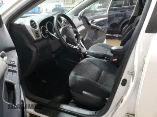 2009 Pontiac Vibe with VIN 5Y2SM67009Z431064, listed as a Copart auction lot 86358684 with 151,291 mi miles and Salvage Title. Bid and sale history available at carsss.com. Image 7.