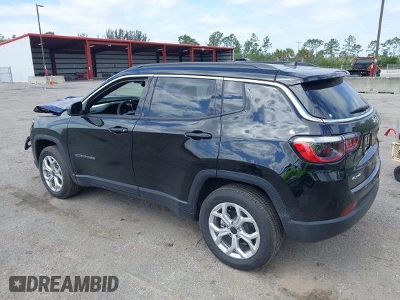 2025 Jeep Compass Latitude с VIN 3C4NJDBN9ST569440, выставлен на аукционе IAAI как лот 42098482 с пробегом 2 575 миль миль и . История ставок и продаж доступна на DreamBid. Изображение 12.