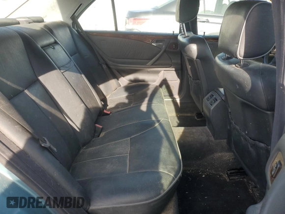 2002 Mercedes-Benz E-Class with VIN WDBJF82J62X062020, listed as a Copart auction lot 48318085 with 163,836 mi miles and Salvage Title. Bid and sale history available at carsss.com. Image 10.