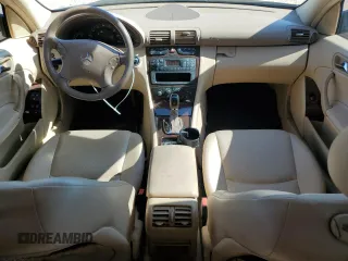 2004 Mercedes-Benz C 240 с VIN WDBRF61J64A616073, выставлен на аукционе Copart как лот 57144655 с пробегом 106 066 миль миль и Списание • Salvage title. История ставок и продаж доступна на DreamBid. Изображение 8.