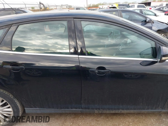 2018 Ford Focus Titanium с VIN 1FADP3N24JL252493, выставлен на аукционе IAAI как лот 41810980 с пробегом 119 998 миль миль и . История ставок и продаж доступна на DreamBid. Изображение 13.