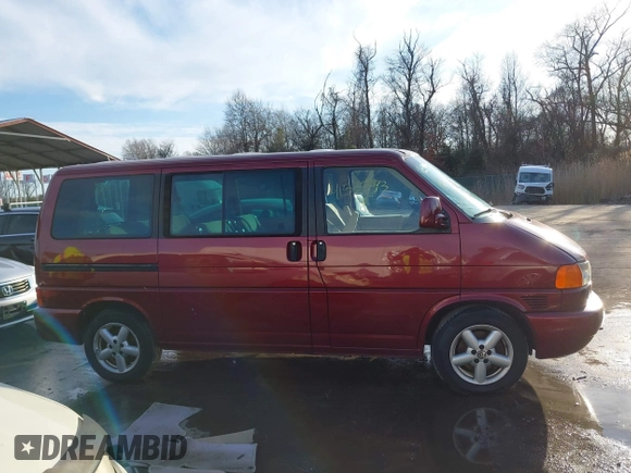 2003 Volkswagen EuroVan с VIN WV2KB47083H013778, выставлен на аукционе IAAI как лот 41537793 с пробегом 127 315 миль миль и . История ставок и продаж доступна на DreamBid. Изображение 14.