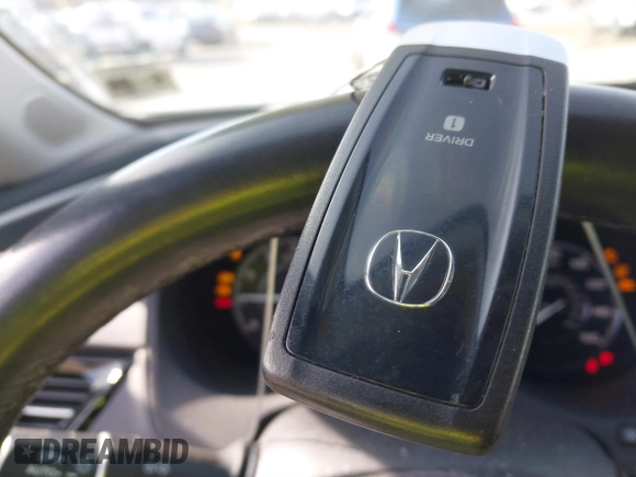 2020 Acura RDX Technology with VIN 5J8TC2H52LL033263, listed as a IAAI auction lot 41293471 with 62,393 mi miles and . Bid and sale history available at DreamBid. Image 11.