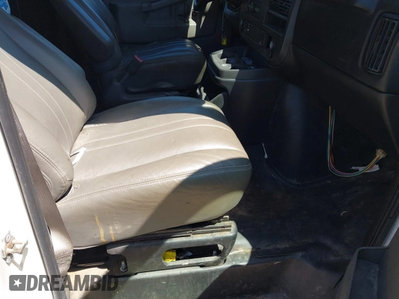 2016 Chevrolet Express Cargo Van with VIN 1GCWGAFF1G1126072, listed as a IAAI auction lot 42166064 with 245,517 mi miles. Bid and sale history available at carsss.com. Image 5.