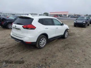 2017 Nissan Rogue SV with VIN KNMAT2MTXHP513920, listed as a IAAI auction lot 40800668 with 105,460 mi miles. Bid and sale history available at carsss.com. Image 4.