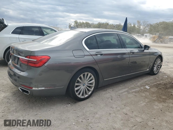 2019 BMW 7 Series 740i z VIN WBA7E2C50KB454532, wystawiony jako Copart lot #89005785 z przebiegiem 93 921 mil mil oraz Czysty tytuł • Clean title. Historia ofert i sprzedaży dostępna na DreamBid. Obrazek 3.