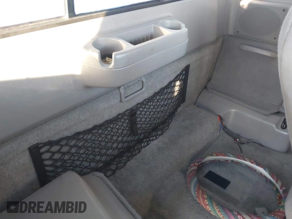 1998 Ford Ranger XL с VIN 1FTYR14U7WTA21785, выставлен на аукционе IAAI как лот 41308213 с пробегом 161 283 миль миль и . История ставок и продаж доступна на DreamBid. Изображение 8.